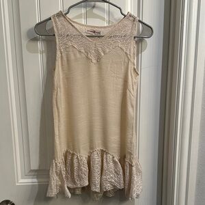 Altar'd State Beige Lace Sleeveless Blouse